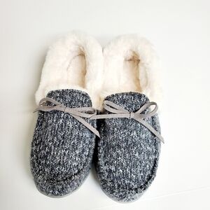 SONOMA HOUSE SHOE SLIP ON